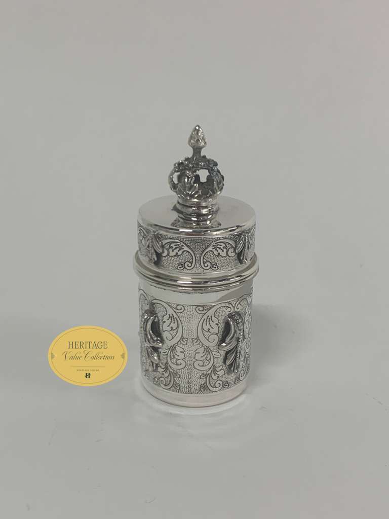 CHASED ROUND BESUMIM HOLDER