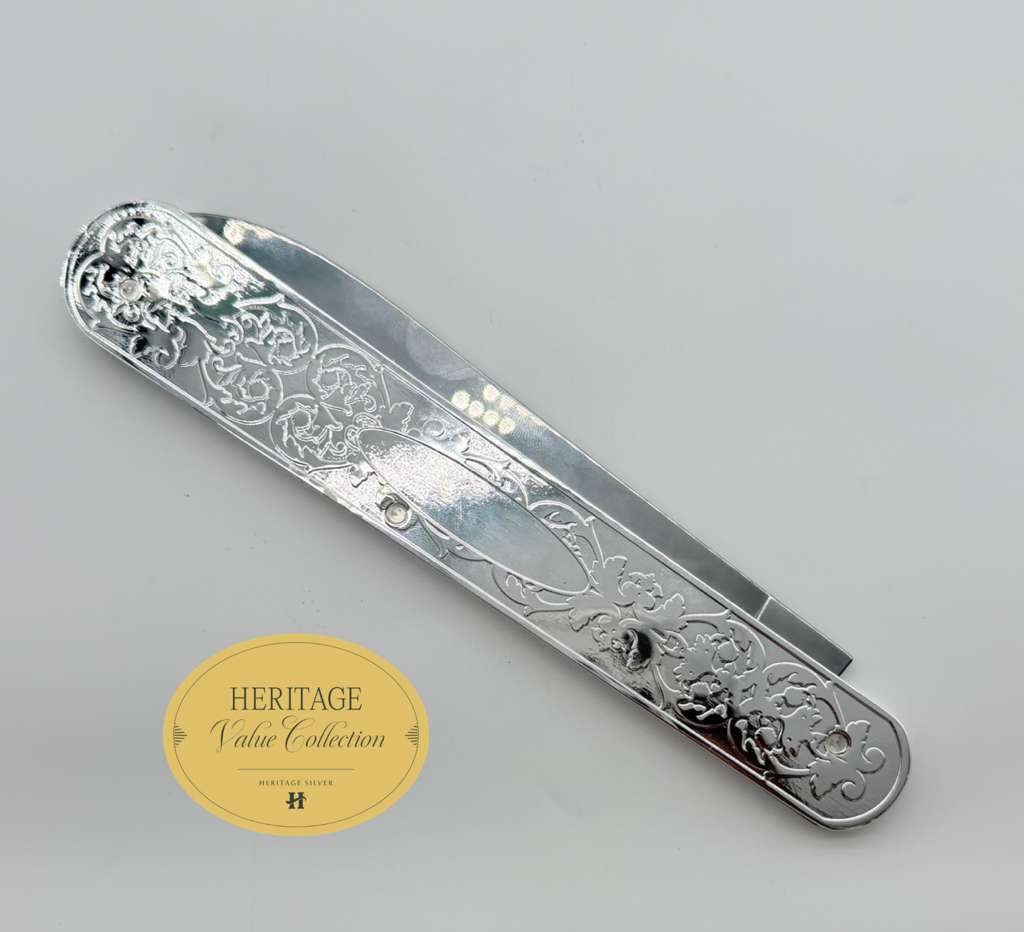 FOLDING KNIFE