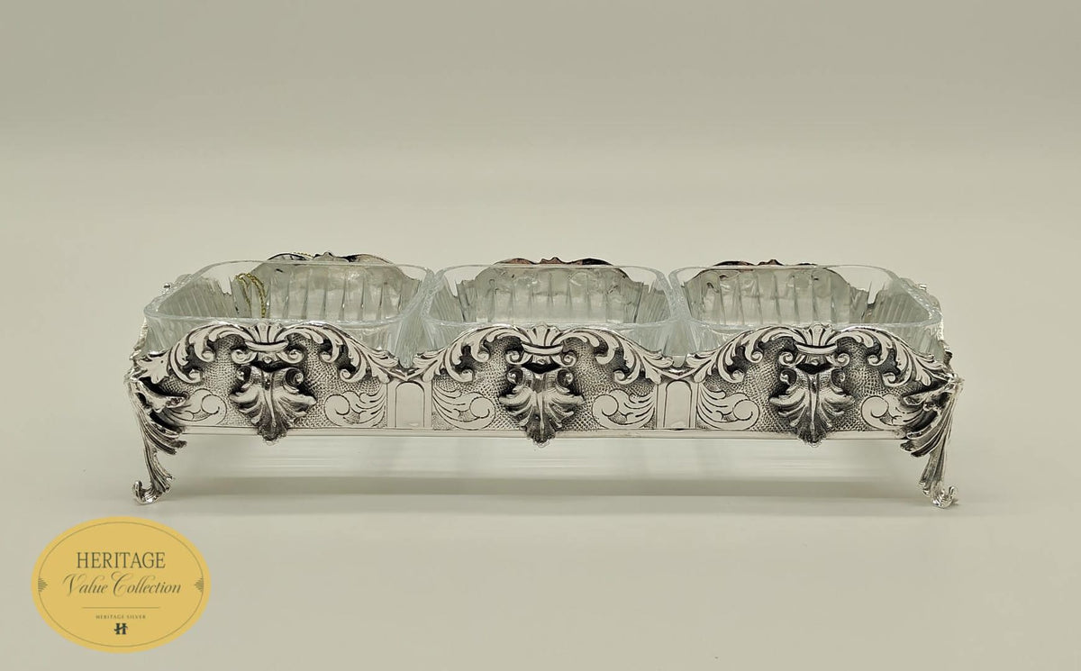 THREE SECTIONAL DIP HOLDER