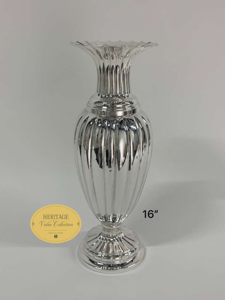 MODERN VASE