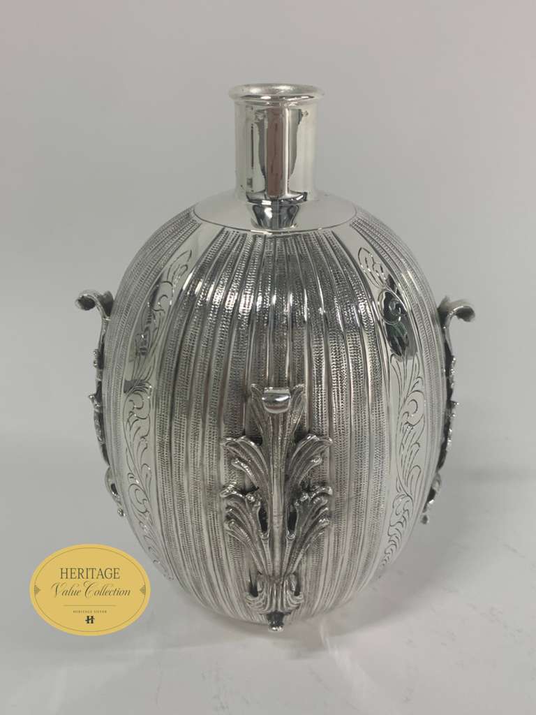 LINES BUD VASE