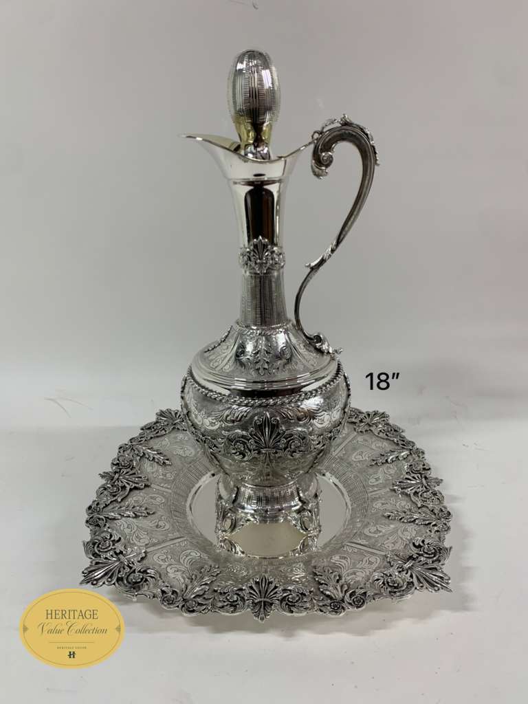 TORINO LARGE WINE PITCHER WITH TRAY