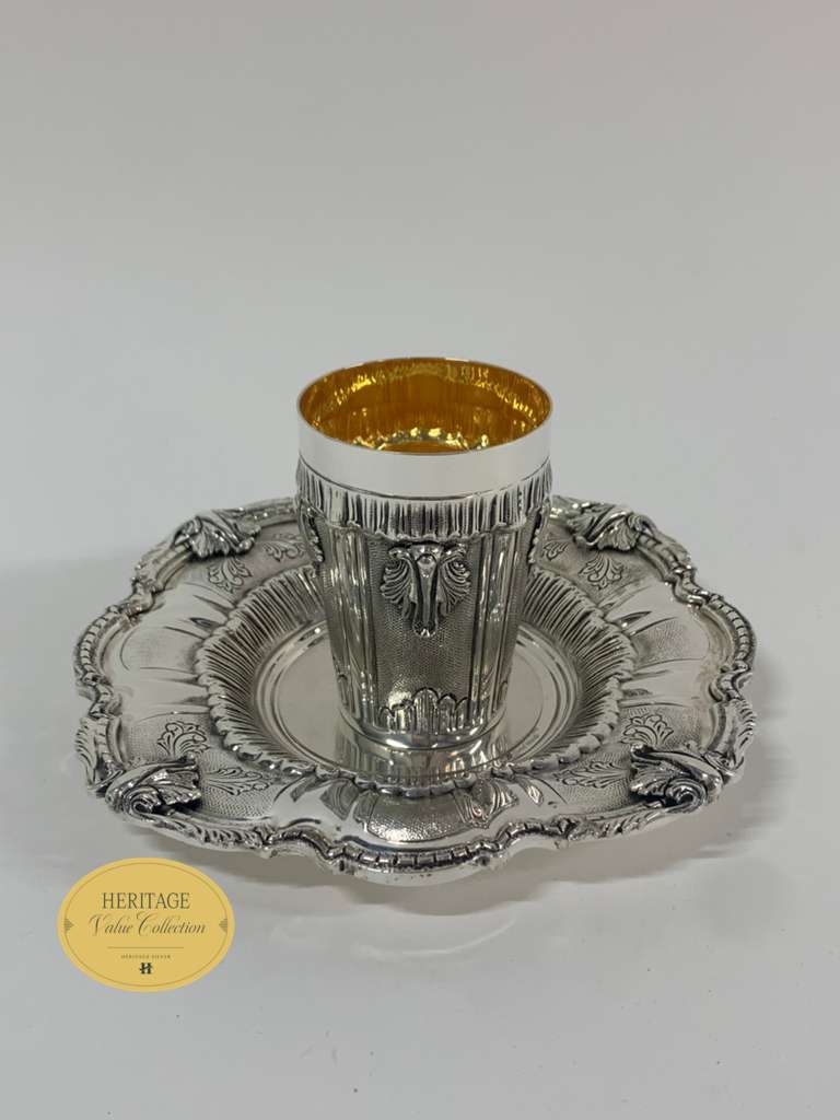 CHASED BECHER SET