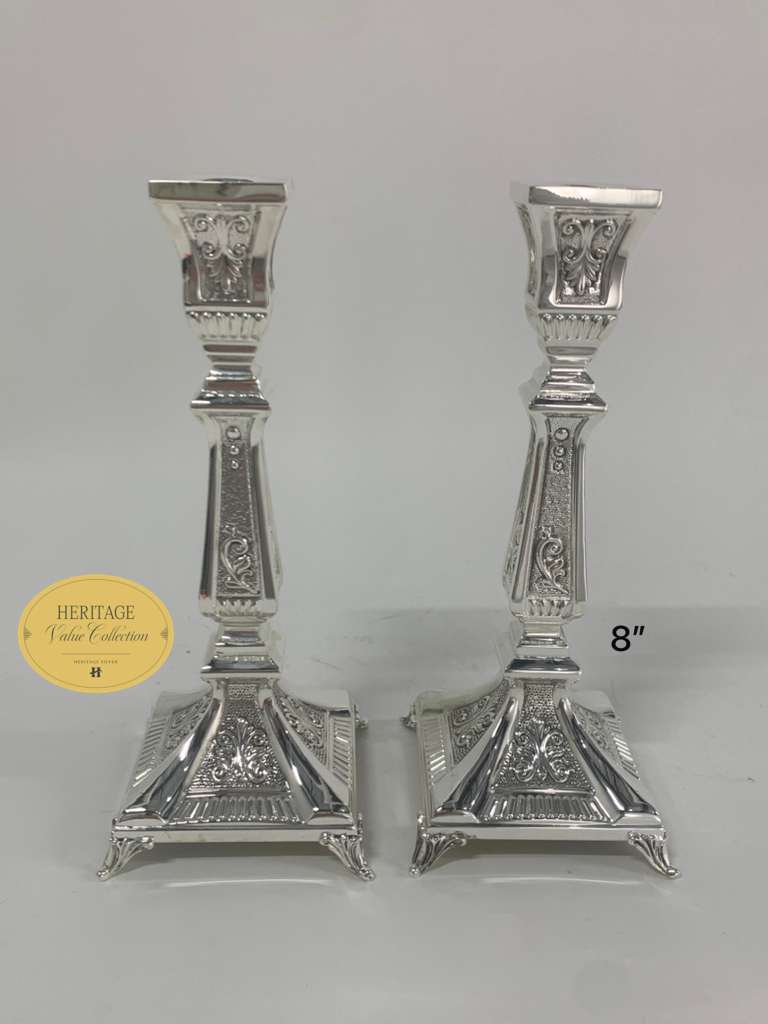 SMALL CANDLESTICKS