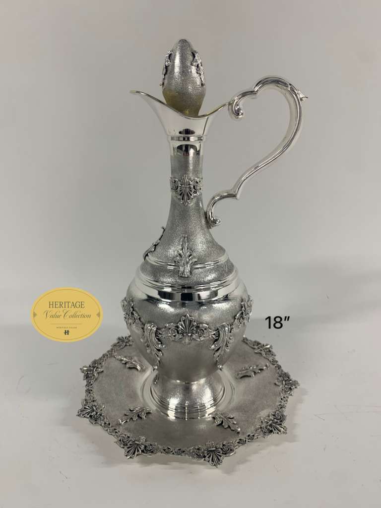 MATT WINE PITCHER WITH TRAY