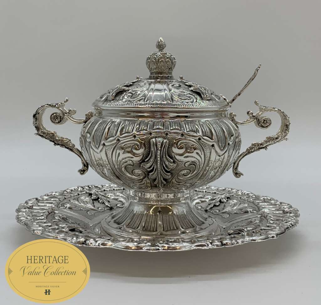 ROUND STAMPED HONEY DISH