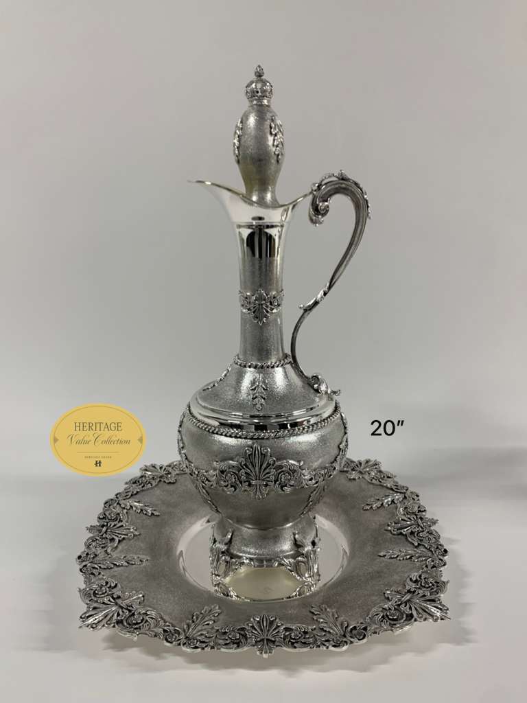 MATT LARGE WINE PITCHER WIT TRAY