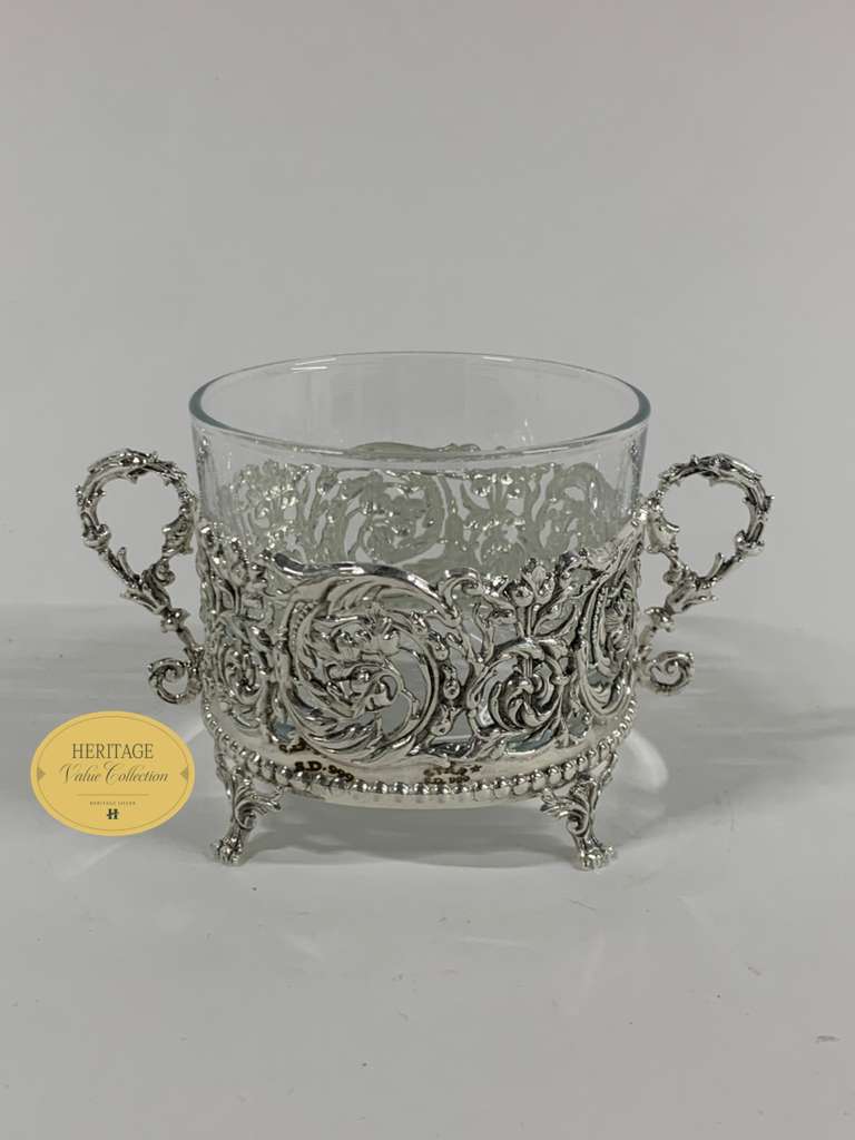 LACE SINGLE SALT HOLDER