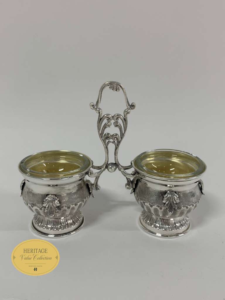 DOUBLE SALT HOLDER